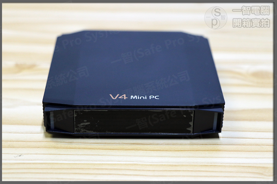 BOSS V4 MINI PC開箱實拍